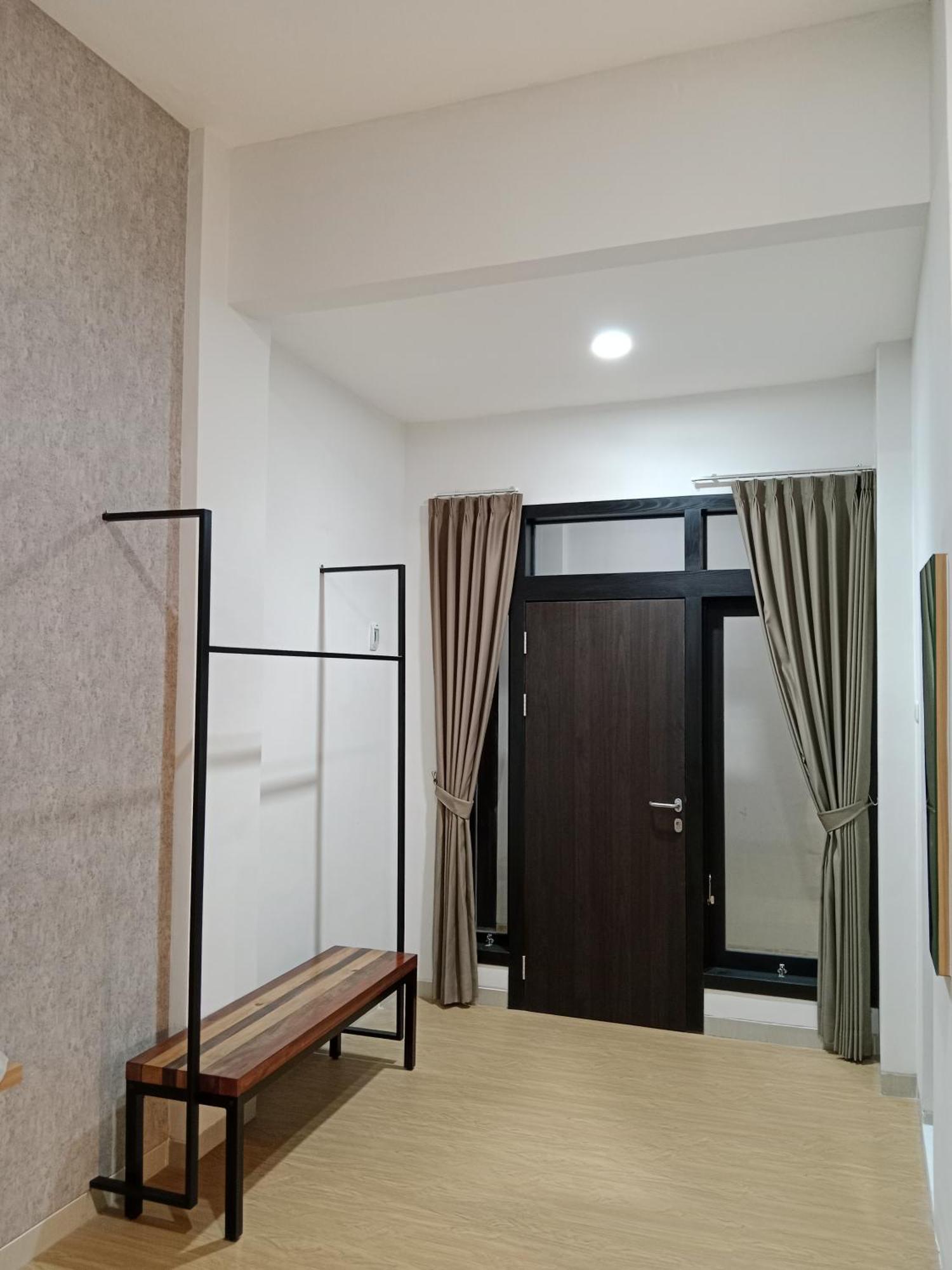 Andita Syariah Hotel Surabaia Exterior foto