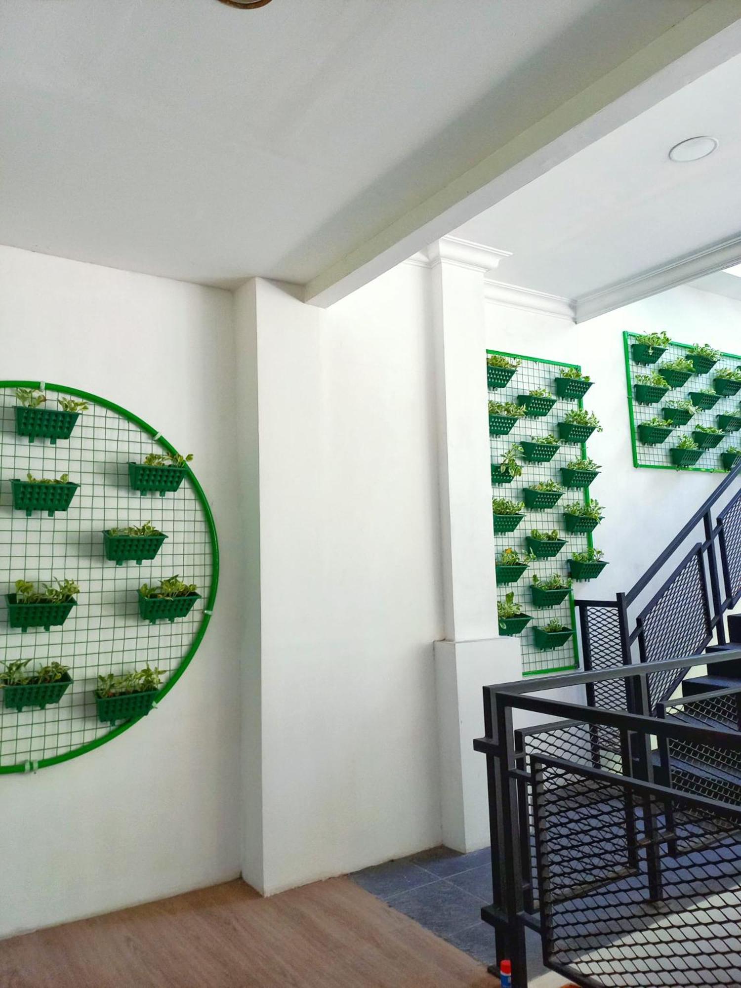 Andita Syariah Hotel Surabaia Exterior foto